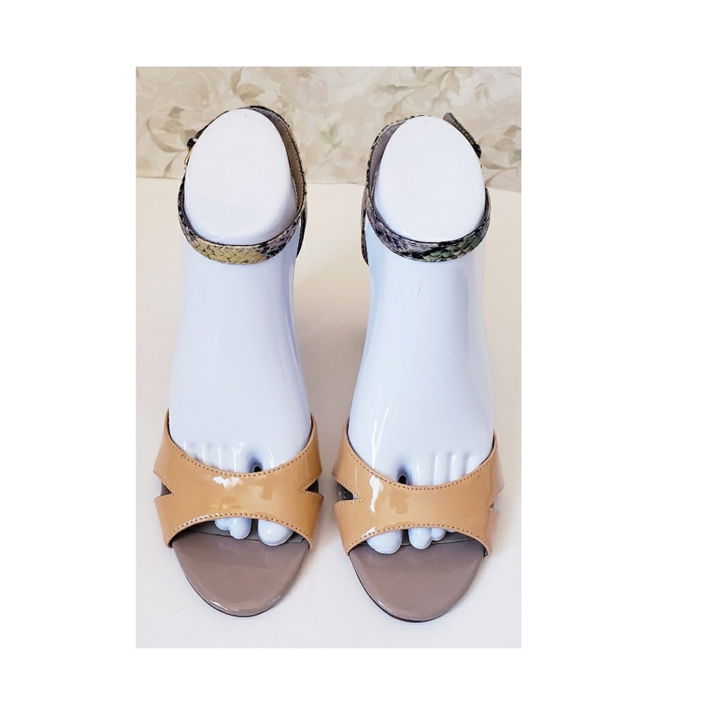 BANDOLINO Multi Color Serpentine Thick Heel "NWOT"